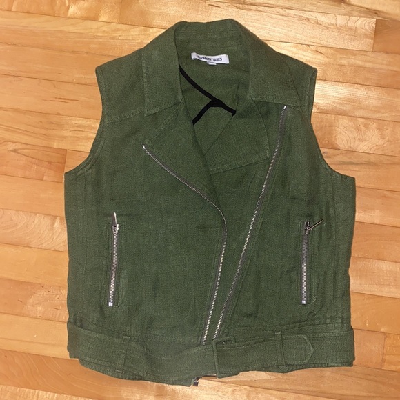 Elizabeth & James Tegan Vest - Picture 8 of 13